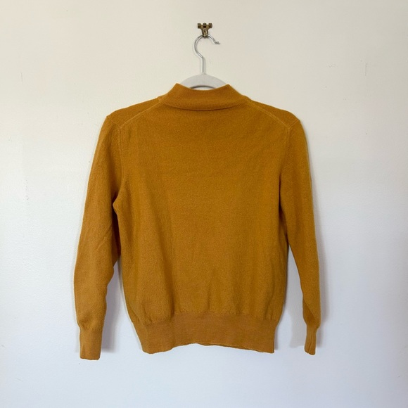 Vintage mustard Italian wool mock neck sweater - Picture 4 of 6